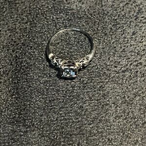 Elegant Silver Ring with Clear Stone